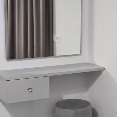 格鲁吉亚别墅公寓 *